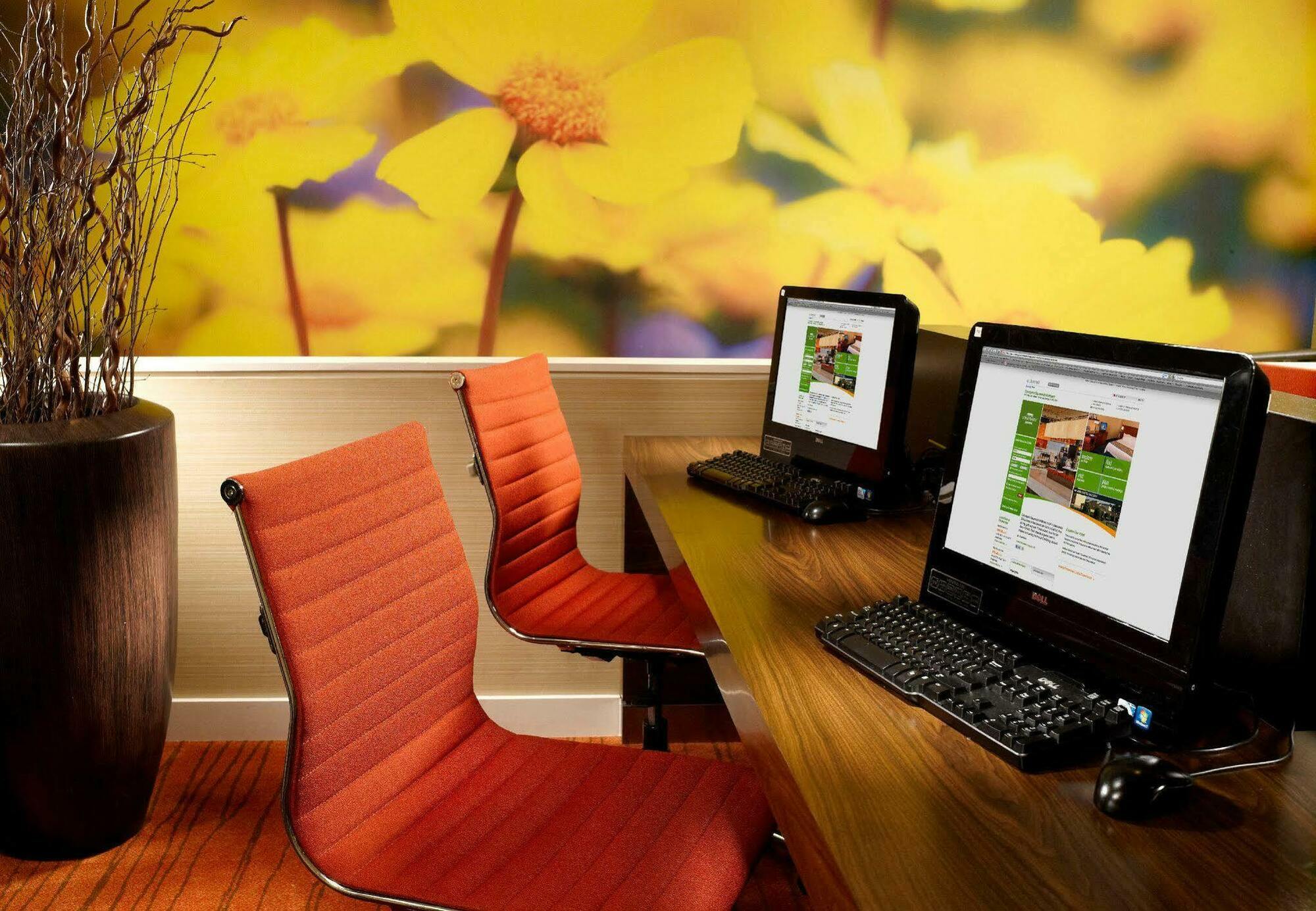 Courtyard By Marriott Savannah Midtown Dış mekan fotoğraf